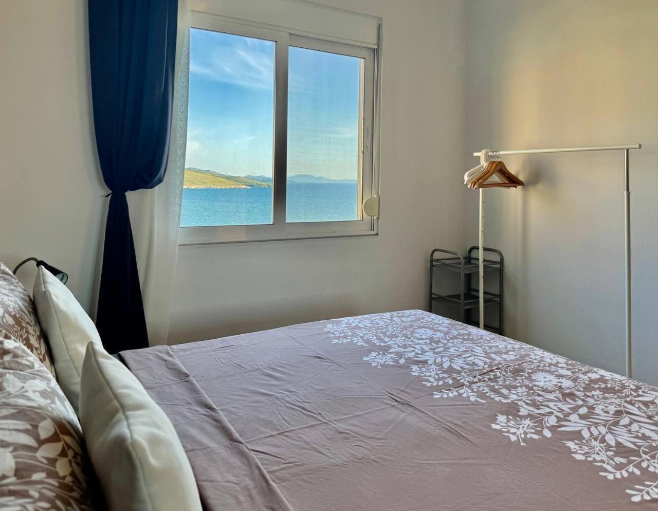 Viola Sea View Penthouse Sarandë